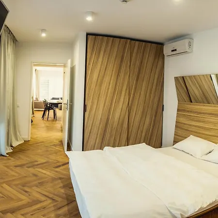 Apartmanhotel Blend Center 3*