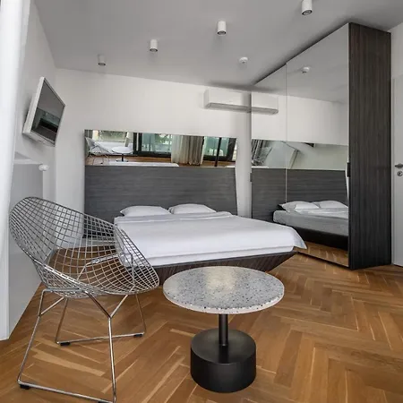 Blend Center 3* Bucharest