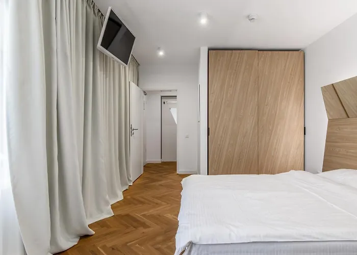 Blend Center 3* Bucureşti